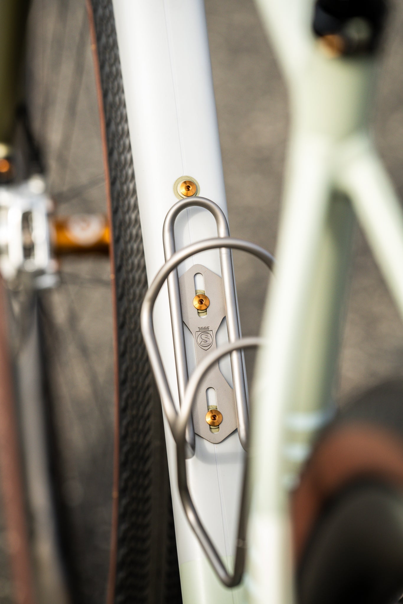 Low Profile Water Bottle Cage & Frame Mount Titanium Bolt